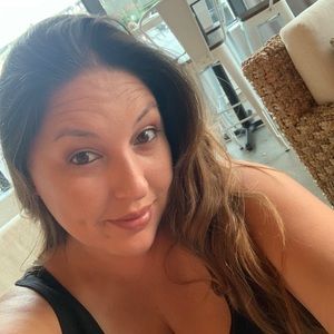 Meet your Posher, Krystal